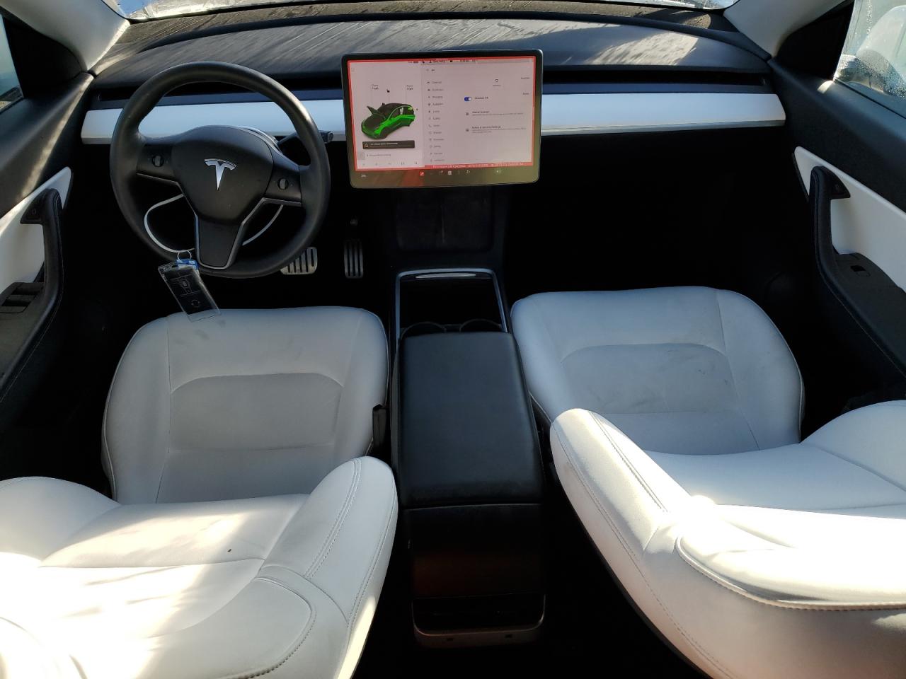Tesla Model Y Image 8