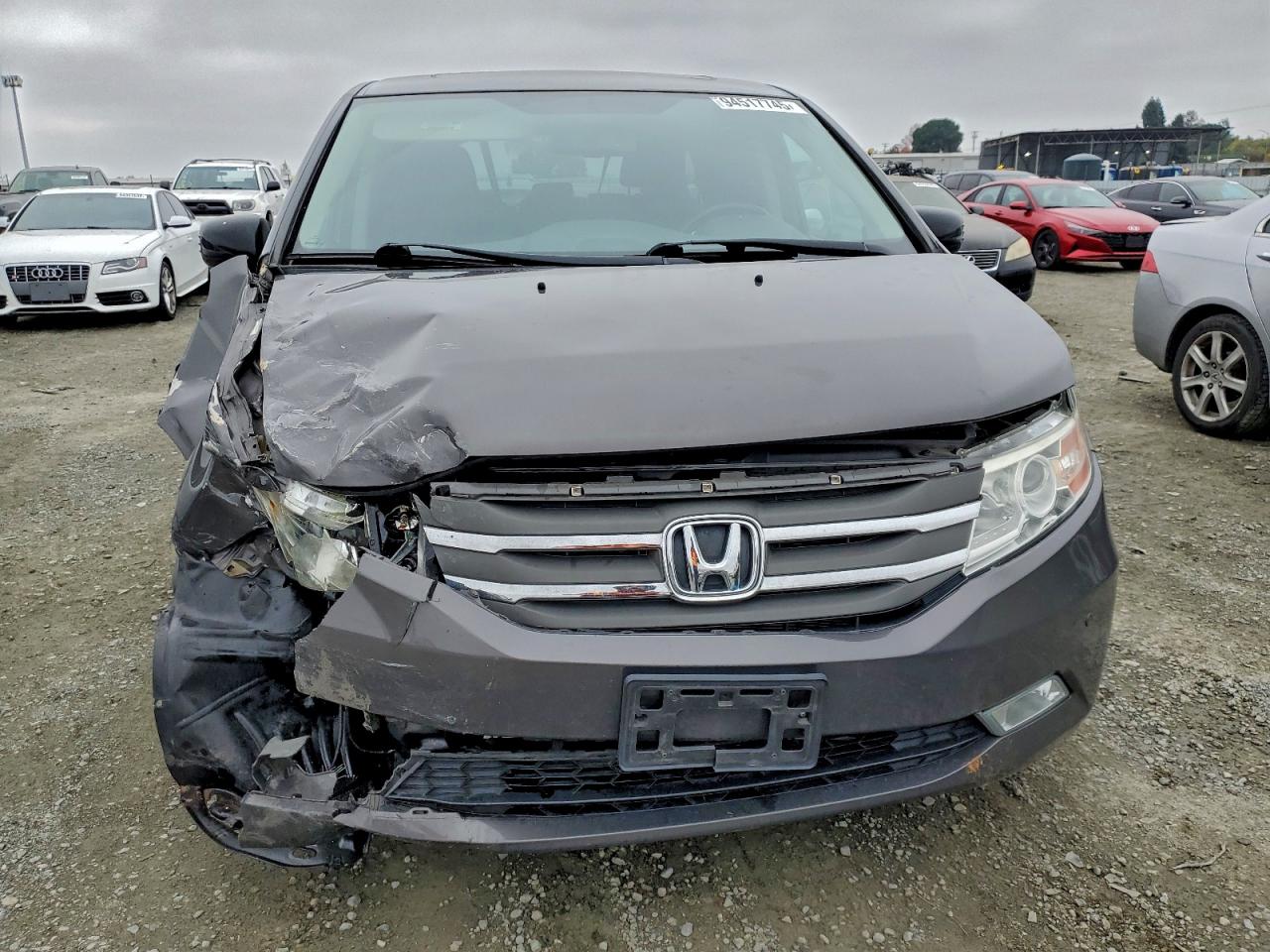 Honda Odyssey Touring Image 12