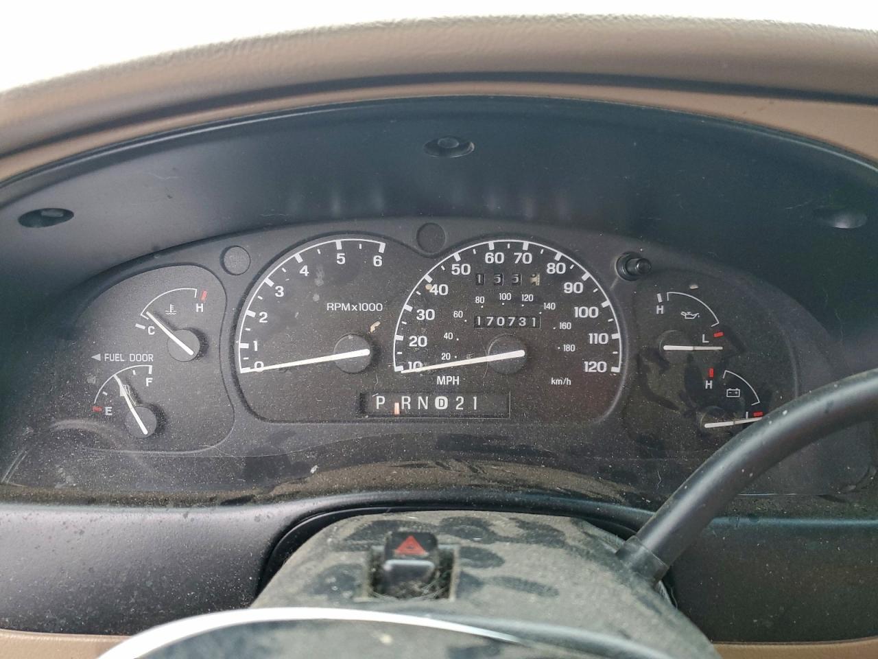 Ford Explorer Image 3