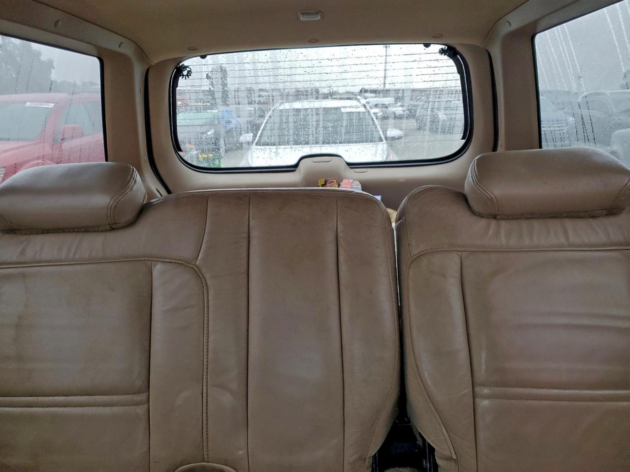 Ford Explorer Image 6