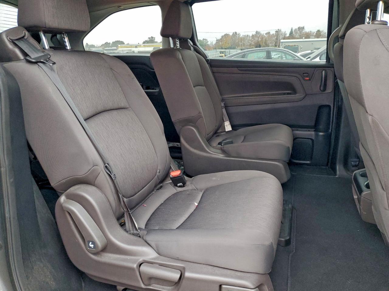 Honda Odyssey Lx Image 13