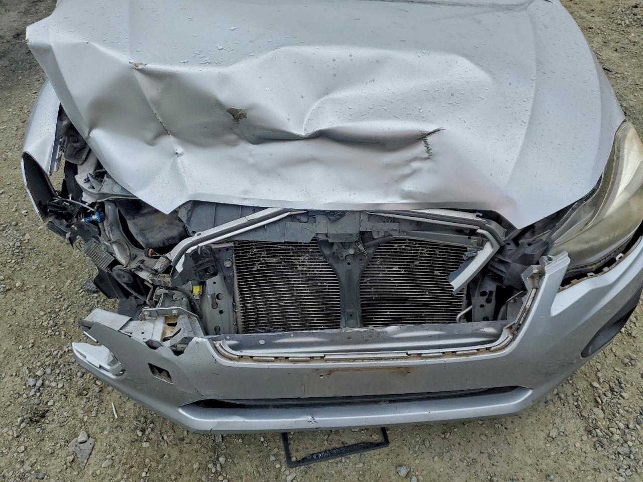 Subaru Impreza Image 9