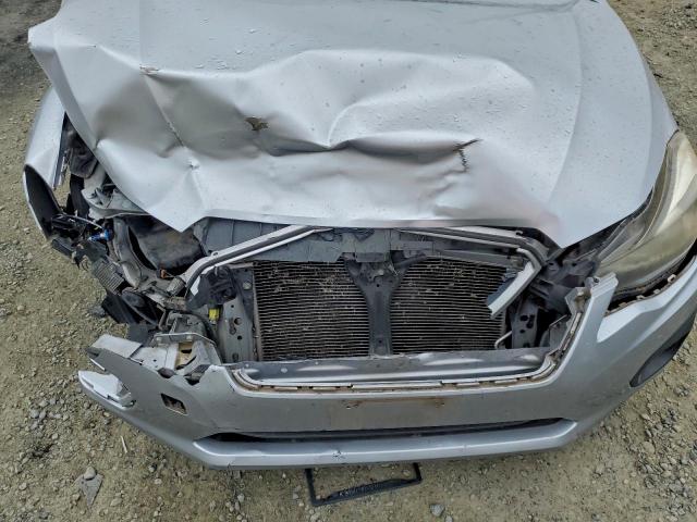 Subaru Impreza Image 9