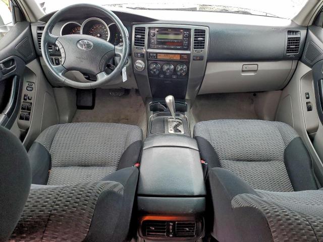 Toyota 4Runner Sr5 Image 10