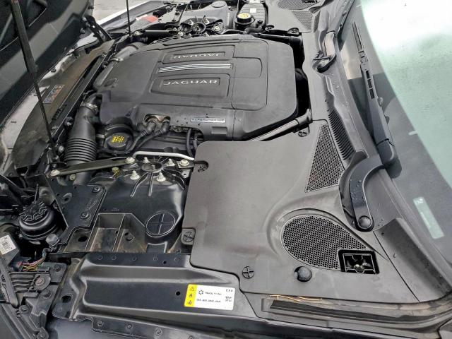 Jaguar F-TYPE Image 10