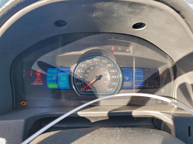 Ford Fusion Hybrid Image 2