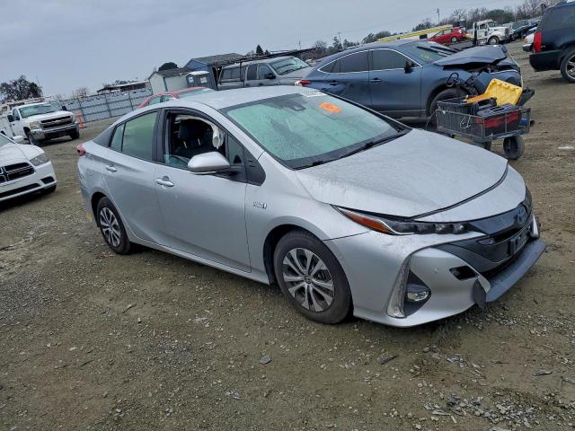 Toyota Prius Le Image 7