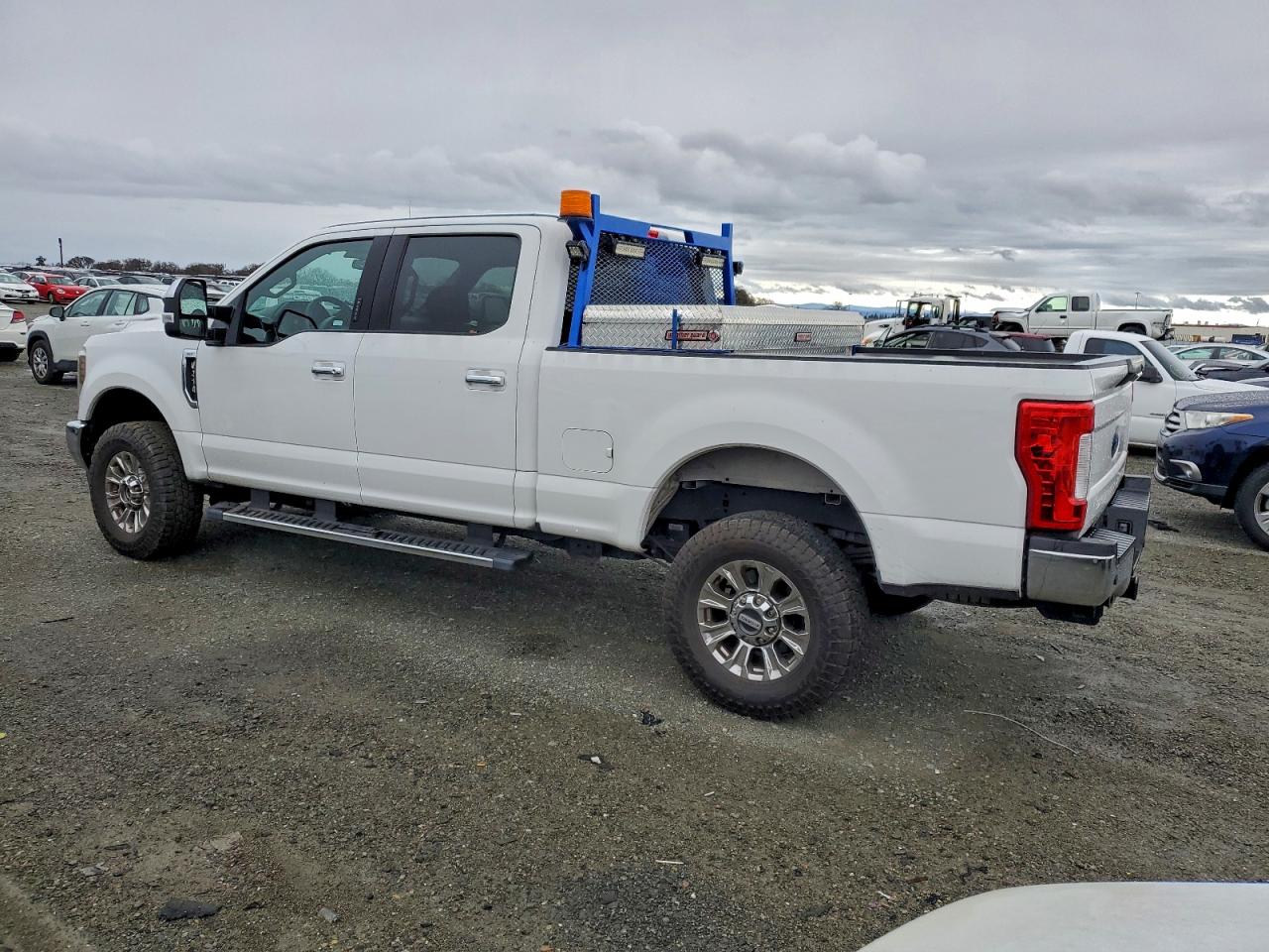 Ford F-250 Super Duty Image 4