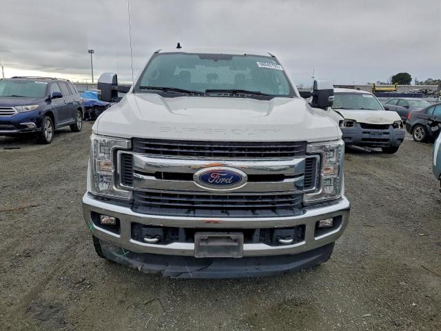 Ford F-250 Super Duty Image 5