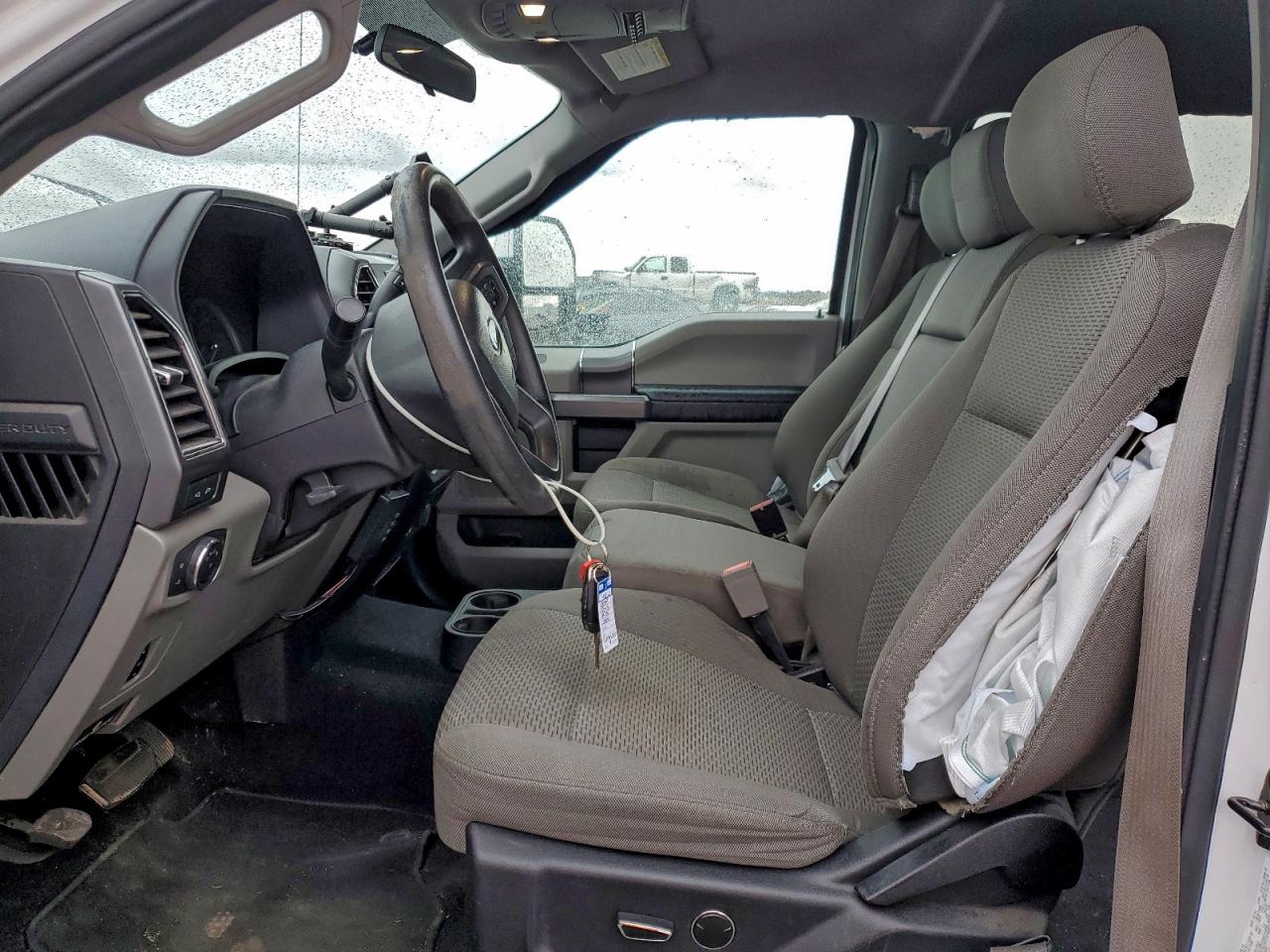 Ford F-250 Super Duty Image 7