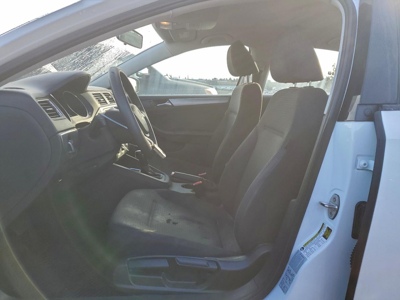 Volkswagen Jetta Se Image 7