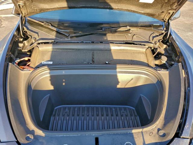 Tesla Model Y Image 11