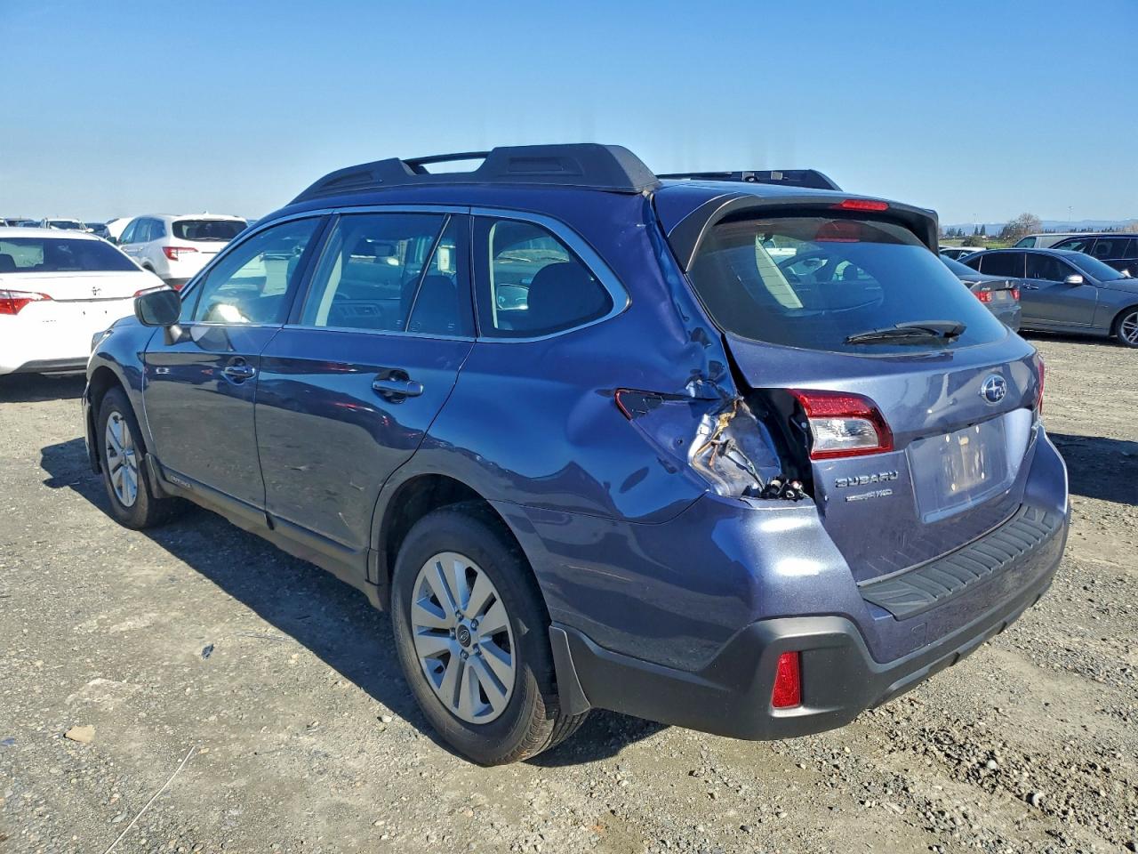 Subaru Outback 2.5i Image 4