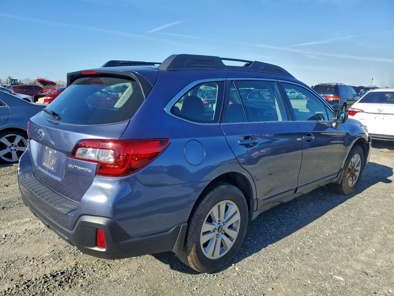 Subaru Outback 2.5i Image 6
