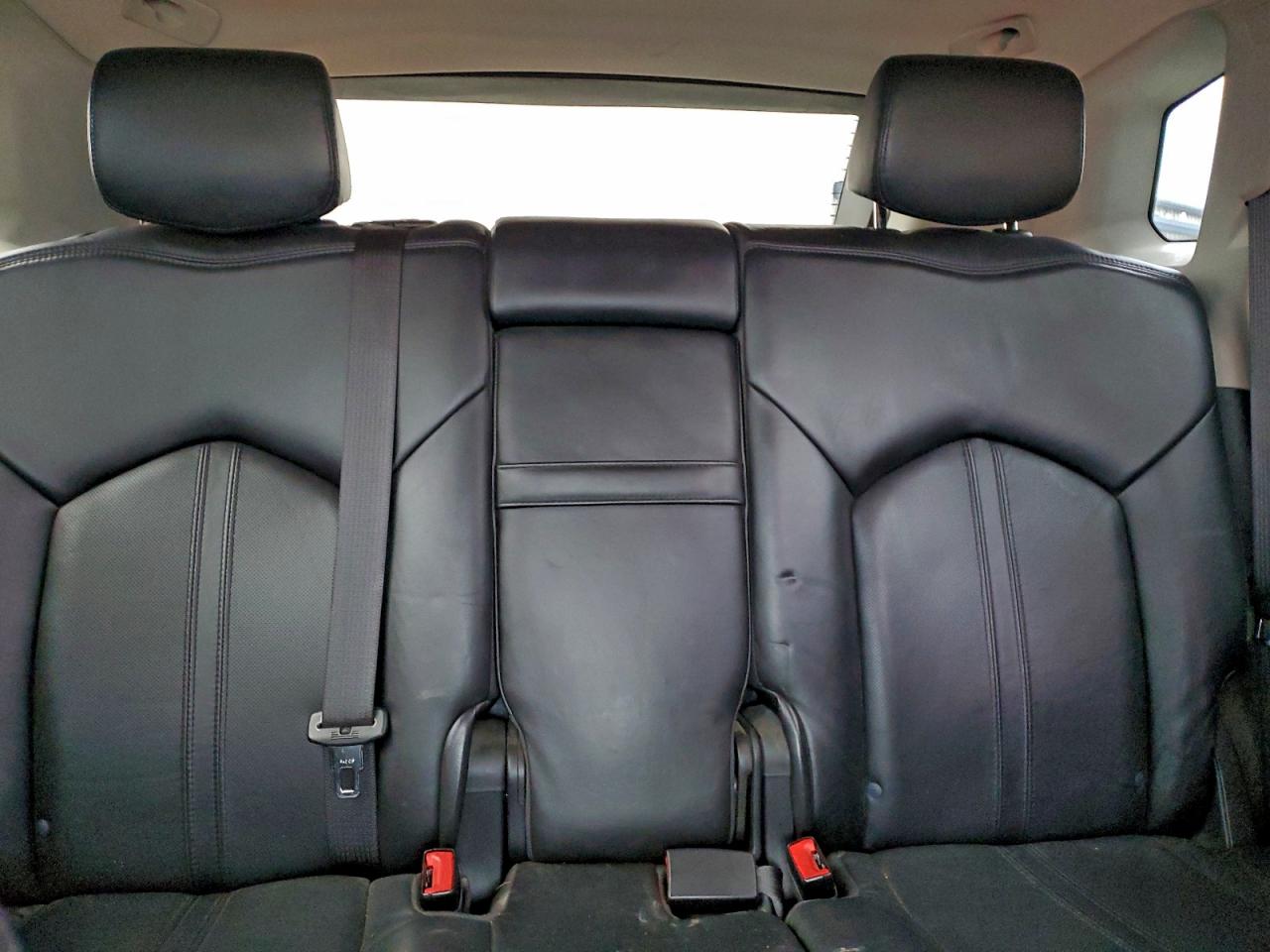 Cadillac SRX Luxury Collection Image 11