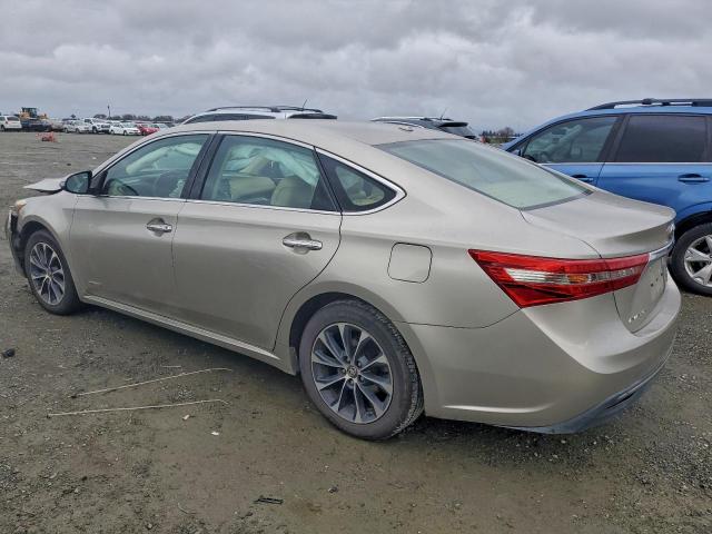 Toyota Avalon Hybrid Image 2