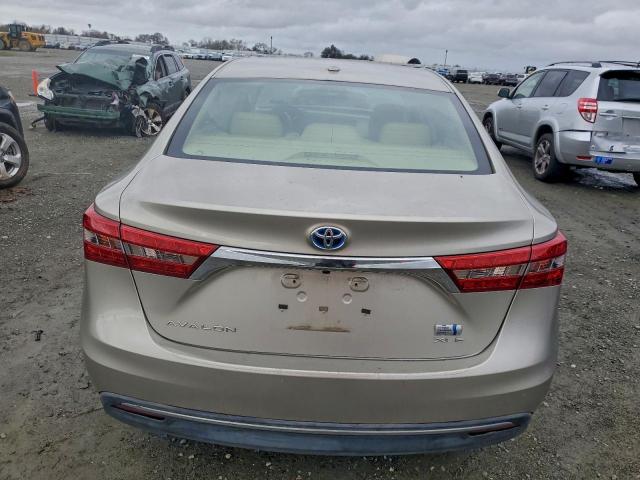 Toyota Avalon Hybrid Image 11
