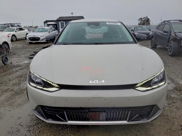 Kia EV6 Light Image 10