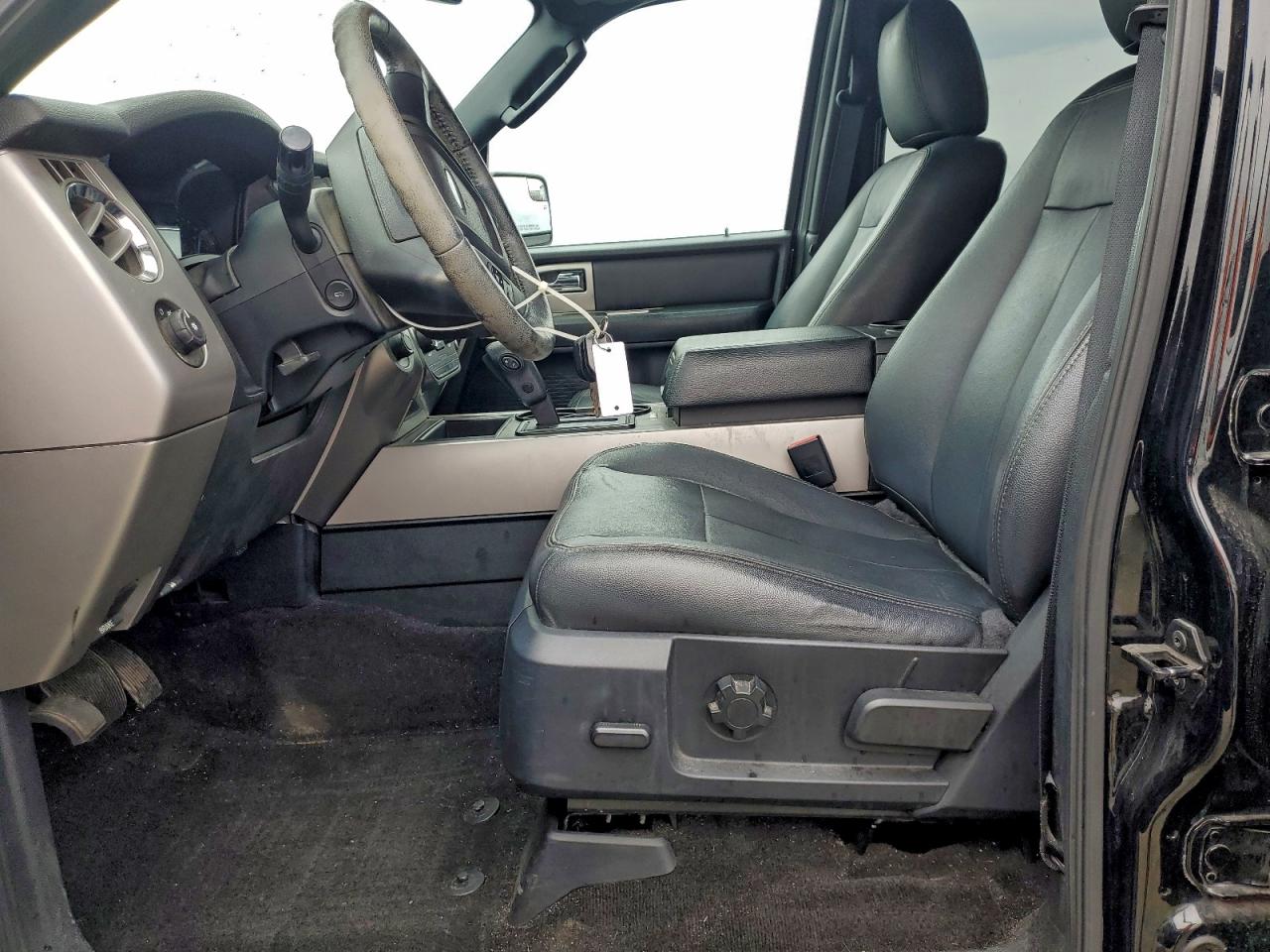 Ford Expedition Xlt Image 6