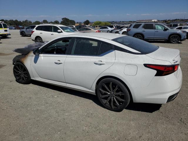 Nissan Altima Sr Image 2